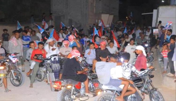 مسيرة جماهيرية في وادي العين وحورة تطالب باستعادة الدولة وتحسين الخدمات
