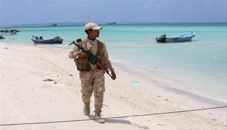 
الحوثيون يعلنون استهداف ناقلتين سعوديتين في البحر الأحمر