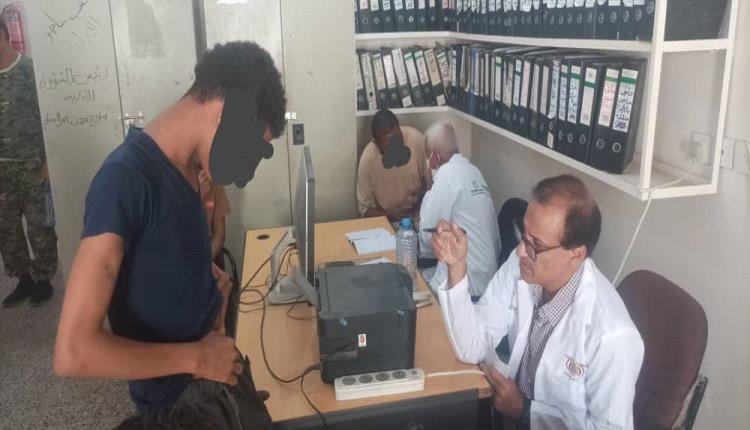 برئاسة المفلحي..فريق طبي من صحة المنصورة يقدم خدماته الطبية لسجناء شرطة القاهرة
