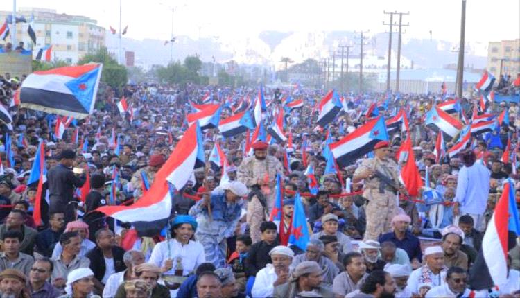 الجنوب بين طوق الأزمات المعيشية والمعادلة السياسية الجديدة