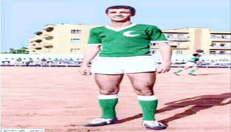 كان مثل شعاع ضوء يراقص الفضاء بخفة ودهاء..