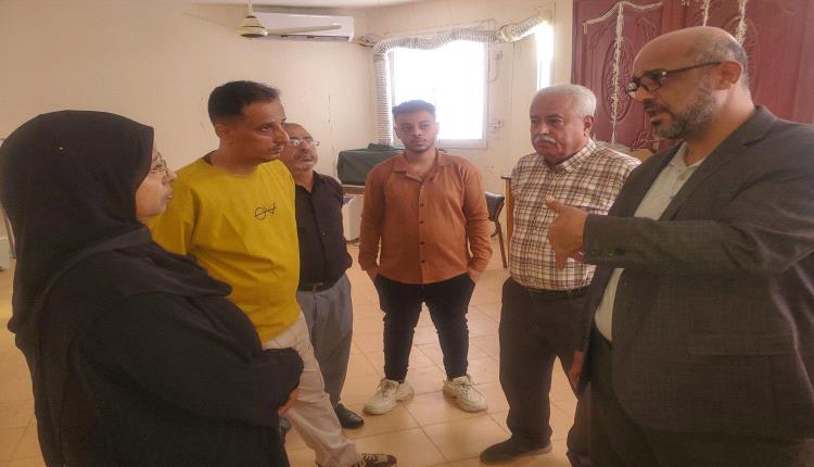 بتوجيه من الوزير السقطري

الوكيل بابلغوم يتفقد هيئة أبحاث علوم البحار بعدن ويؤكد دعم البحث العلمي للنهوض بالقطاع السمكي
