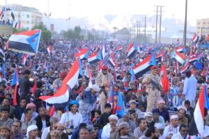 الجنوب بين طوق الأزمات المعيشية والمعادلة السياسية الجديدة