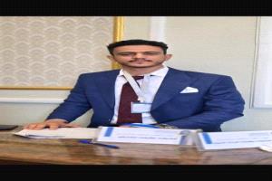 طالب في جامعة العلوم والتكنولوجيا يناقش بحث تخرج حول "دور الرشاقة الاستراتيجية في تحقيق المرونة التنظيمية