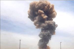 "فارس": تعرض 3 مواقع في مدينة بوشهر جنوب إيران لهجمات أمريكية