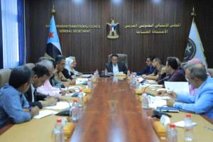الأمانة العامة تحذر من محاولات تمرير صفقة تبادل الأسرى وتحيي مواقف قبائل الجنوب الرافضة لها
