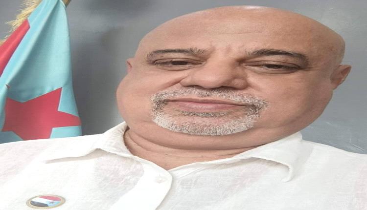 #علي سيقلي في مقالة ساخرة: السيادة الممنوعة من الصرف