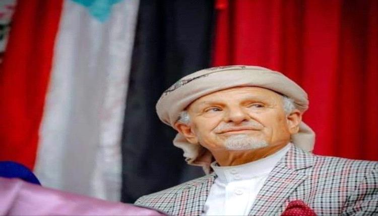 شكري باعلي: الشيخ النقيب لا يمثل يافع بل هو مرجعية الجنوب من باب المندب الى المهرة