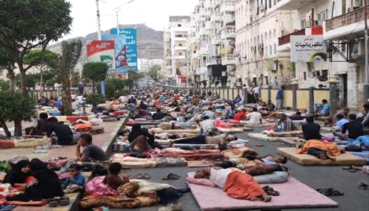 عدن على شفى الكارثة.. انقطاع الكهرباء والحر والمرض ثالوث قاتل
..