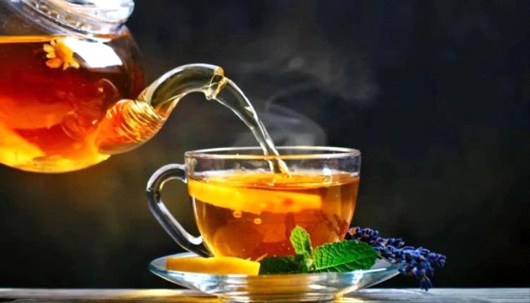 العسل والشاي.. وصفة بسيطة لمضادات الأكسدة ودعم المناعة..