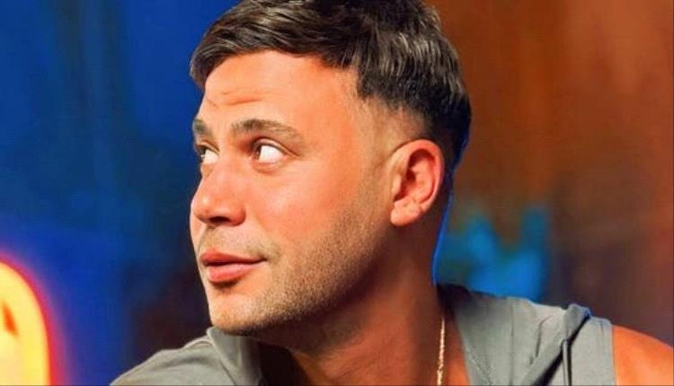 بعد تعاونهما في "صقر وكناريا".. رسالة خاصة من محمد عادل إمام