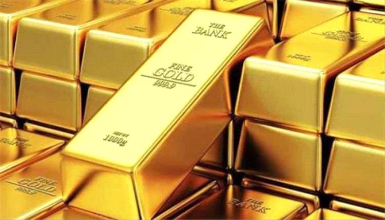 الذهب يهبط مع صعود النفط
