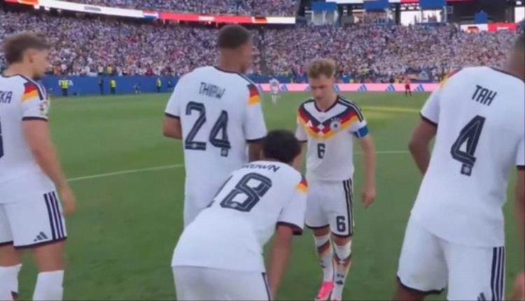 "ارتعدت فرائصهم".. 4 نجوم رفضوا تنفيذ ترجيحية ألمانيا الأخيرة