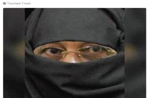 بعد أن تخلّصت من الرئيس هادي، تبدو الرياض وكأنها تُنقِّب في أرشيف الشرعية