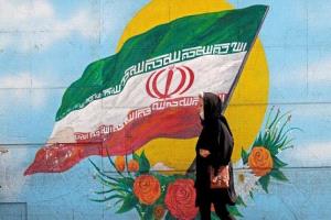 إيران ترفض مقترحاً قطرياً لعقد اجتماع ثلاثي مع أميركا