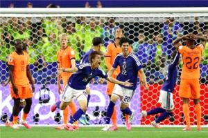 الساموراي الياباني يقلب التوقعات ويخرج بنقطة ثمينة أمام الطواحين الهولندية في كأس العالم 2026
