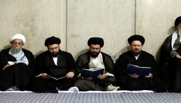 رجل دين إيراني يدعو المسلمين إلى 