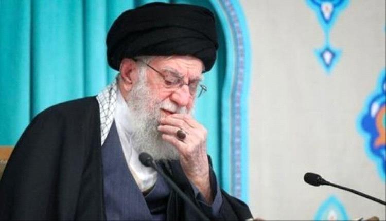 لجنة ثلاثية تتولى قيادة المرحلة الانتقالية بإيران