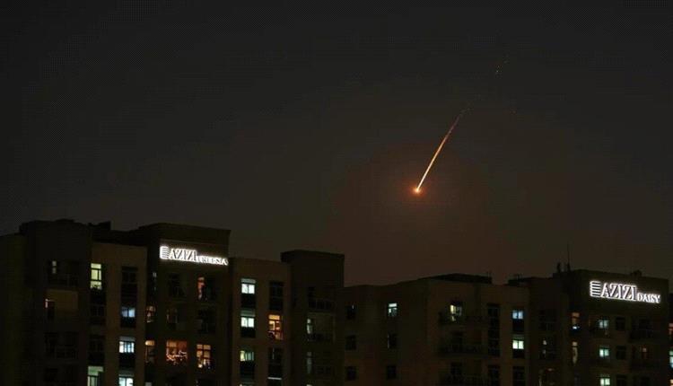 مستشار سابق بالبنتاغون: صواريخ إيران تخترق دفاعاتنا المتطورة والغرب "يضلل" بشأن نجاحات وهمية  