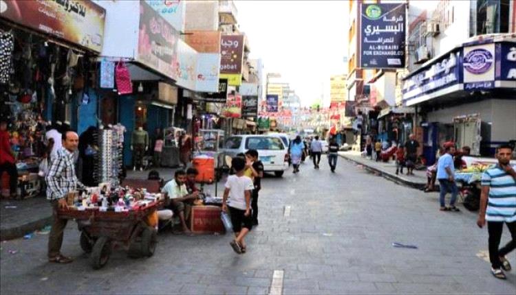مع اقتراب عيد الفطر...إرتفاع ملحوظ بأسعار الملابس بعدن