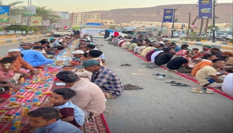 إفطار جماعي في سيئون صدقة على أرواح شهداء القوات الجنوبية