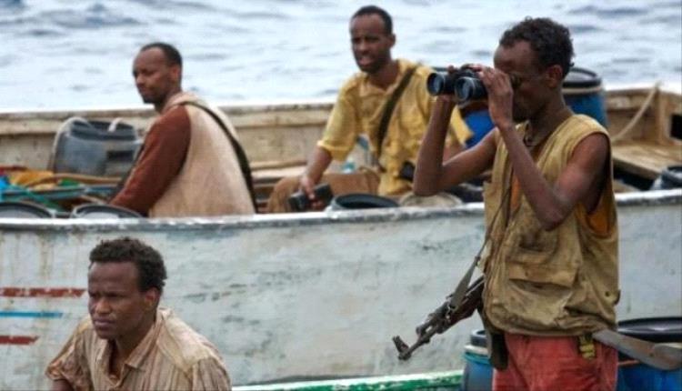 قراصنة يختطفون صيادين يمنيين قبالة سواحل الحديدة..