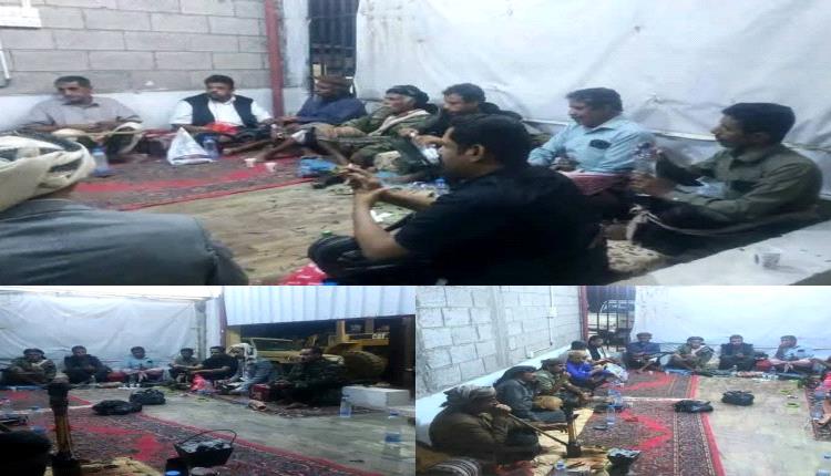 بيان صادر عن اللقاء التشاوري لمشايخ وأعيان قبائل آل دحة (العوالق) بشأن قرار القبض على الشيخ لحمر علي لسود والدعوة لاجتماع قبائل آل علي بن أحمد