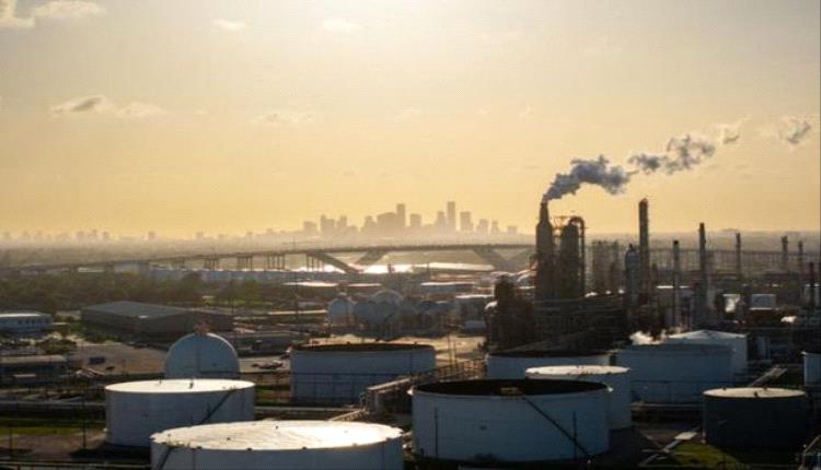 أسعار النفط تتجاوز 103 دولارات للبرميل