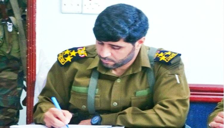 قيادي حوثي في إب يحتجز 300 ألف دولار ووثائق مستثمر منذ أكثر من عام