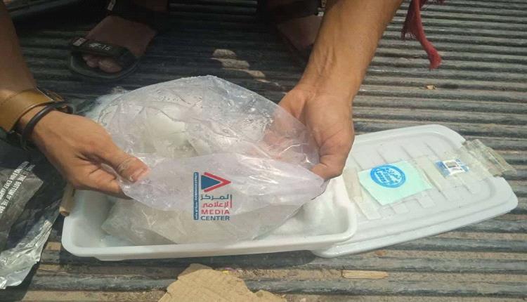 صدمة.. بيع مادة الشبو داخل الشيش لمرتادي ساحل ابين بعدن
