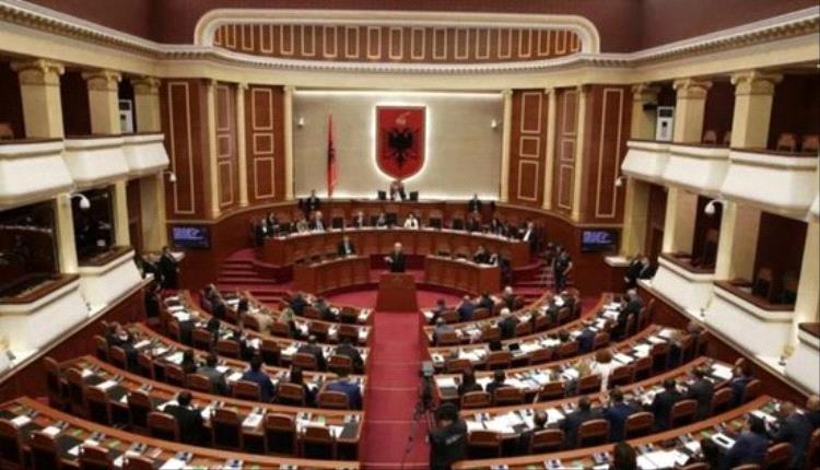 ألبانيا تصنّف الحرس الثوري الإيراني منظمة إرهابية