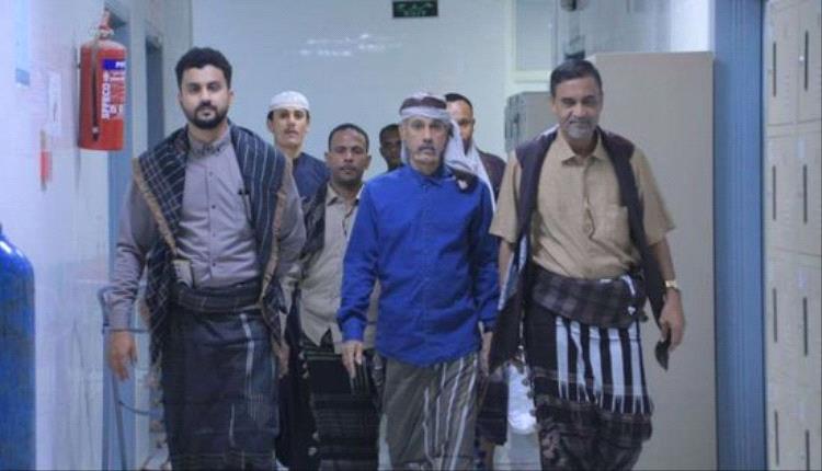 وفد انتقالي وادي حضرموت يتفقد مرضى مستشفى سيئون