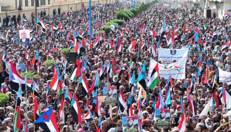 في معركة لا مساومة فيها .. شعب الجنوب يختار طريق استعادة الدولة