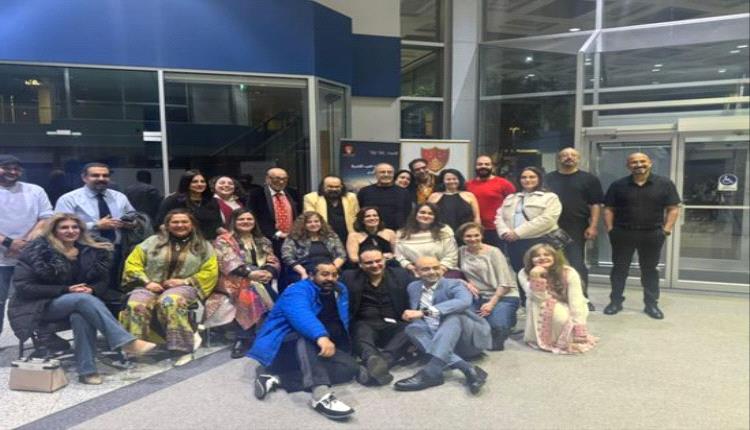 نادر أبو الليف يشارك في عرض مسرحية مدرسة المهاجرين بكندا