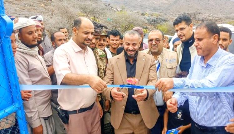 محافظ الضالع يفتتح مشاريع المياه في عاصمة المحافظة. ..