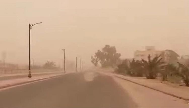 تحذير من نشاط رياح مثير للرمال في مصر