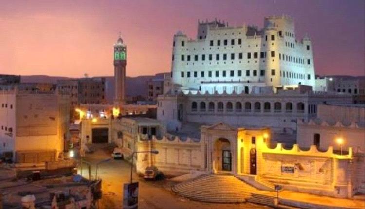 حشود إخوان مأرب تُغرق وادي حضرموت.. مواكب منظمة لمحارلة تغيير المشهد السياسي تحت غطاء “التضامن مع السعودية”