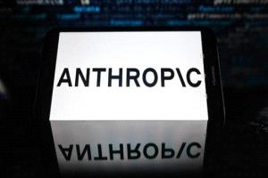 أمريكا تستخدم تطبيق كلود في ضرب إيران