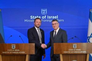 ساعر يسخر من غياب مجتبى خامنئي: غيابه صار محرجا