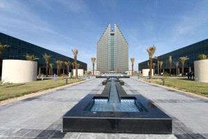 جمارك الكويت تؤكد انسيابية حركة البضائع والمسافرين