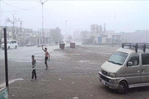 تساقط امطار غزيرة على أبين 