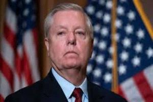 سيناتور أمريكي يطلب نقل القواعد الأمريكية من إسبانيا