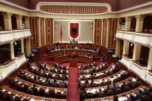 ألبانيا تصنّف الحرس الثوري الإيراني منظمة إرهابية