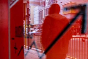 البنوك المركزية الأوروبية تثبت الفائدة والأسهم تتراجع