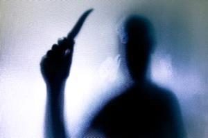 تخفيف عقوبة رجل قتل زوجته وشقيقتها بـ60 طعنة يثير جدلا واسعا بتركيا