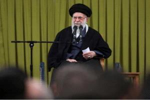 ترمب يعلن اغتيال المرشد الإيراني علي خامنئي