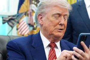 بـفيديو طربف.. ترامب يسخر من رئيس الوزراء البريطاني