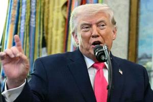 ترامب يتوعد إيران مجددًا إذا لم تفتح مضيق هرمز