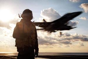 إشراك الأكراد في العمليات ضد إيران.. تحذيرات من كارثة إقليمية وشيكة