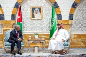 ولي العهد السعودي يلتقي ملك الأردن في جدة